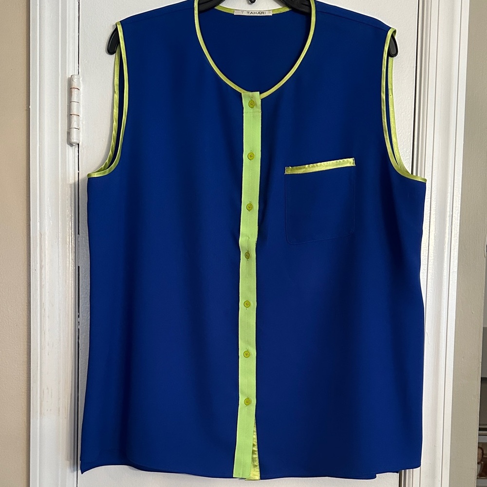 T Tahari Women’s Blue Tank Top with Green Trim